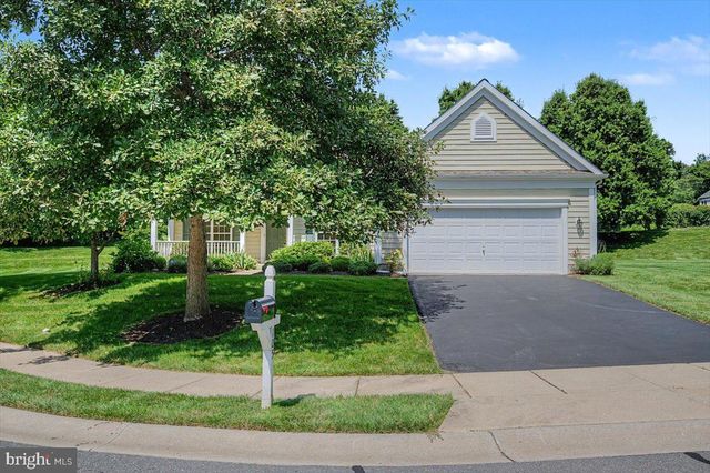 105 DYLAN CIR, Avondale, PA 19311