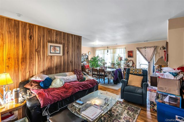 280 Artist Lake Drive, Middle Island, NY 11953