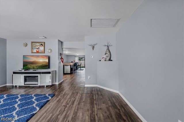 722 Arundel CIR, Fort Myers, FL 33913