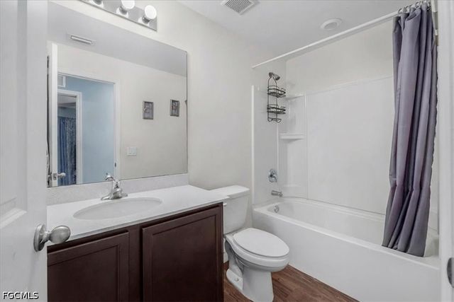 722 Arundel CIR, Fort Myers, FL 33913