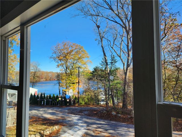 53 Knotty Oak Shores, Coventry, RI 02816