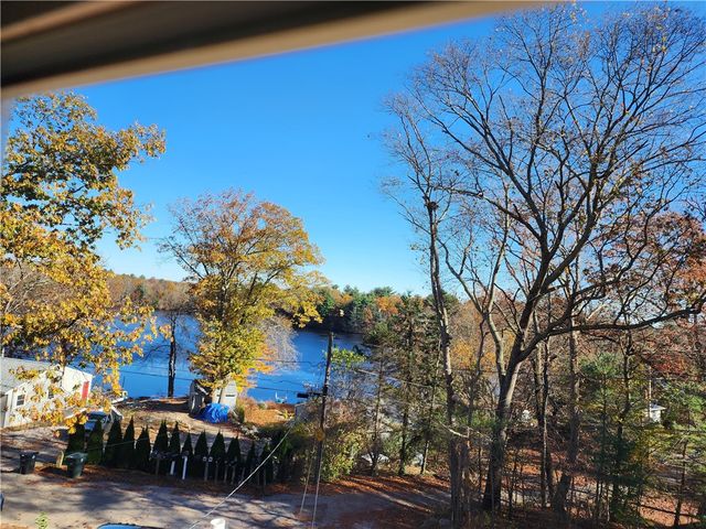 53 Knotty Oak Shores, Coventry, RI 02816