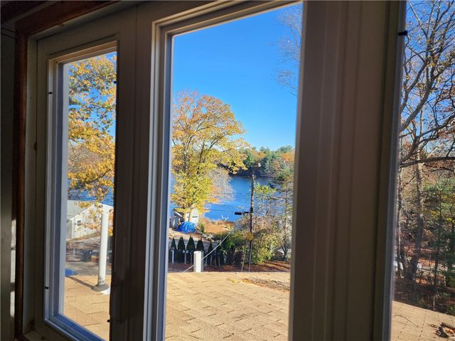 53 Knotty Oak Shores, Coventry, RI 02816