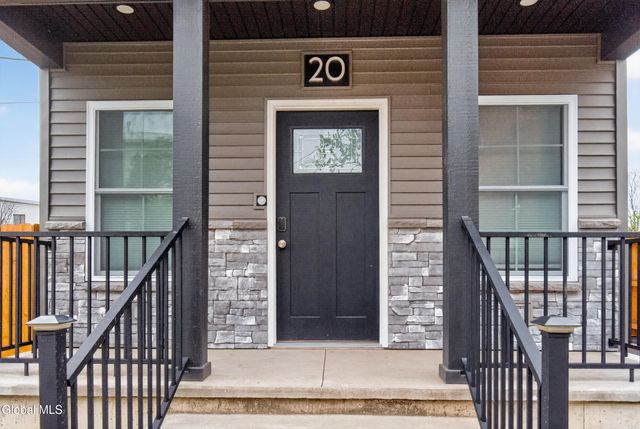 20 Monroe Street, Schenectady, NY 12305