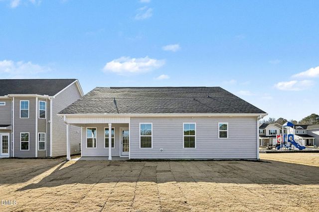 13 E Emily Gardens Drive, Selma, NC 27576