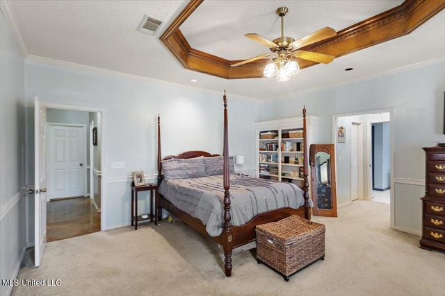 561 N Springlake Circle, Terry, MS 39170