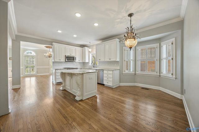 14 Bradbury Place, Huntsville, AL 35801