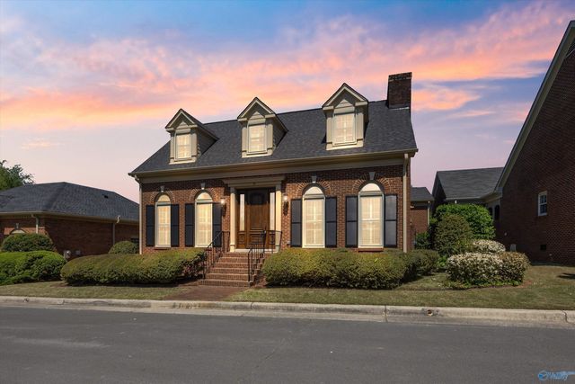 14 Bradbury Place, Huntsville, AL 35801