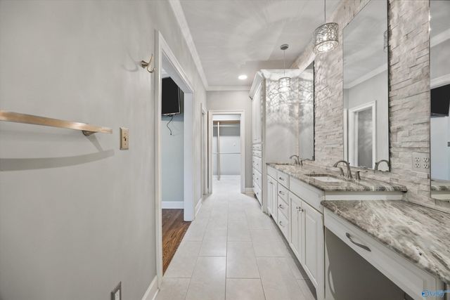 14 Bradbury Place, Huntsville, AL 35801