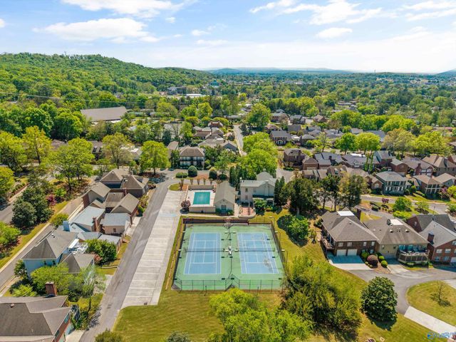 14 Bradbury Place, Huntsville, AL 35801