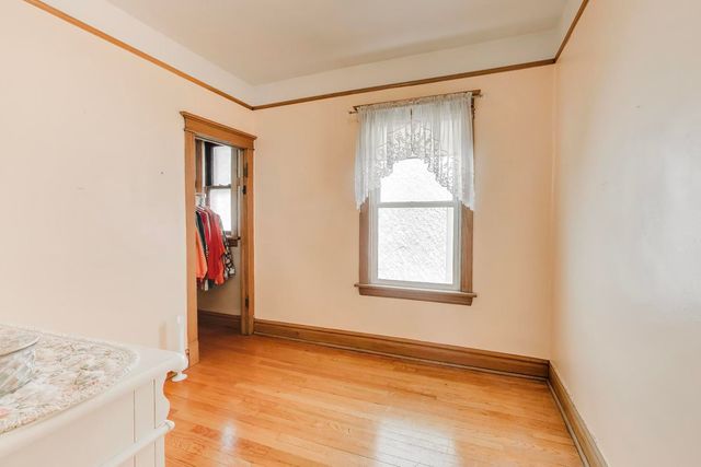 1331 Wesley Avenue, Berwyn, IL 60402