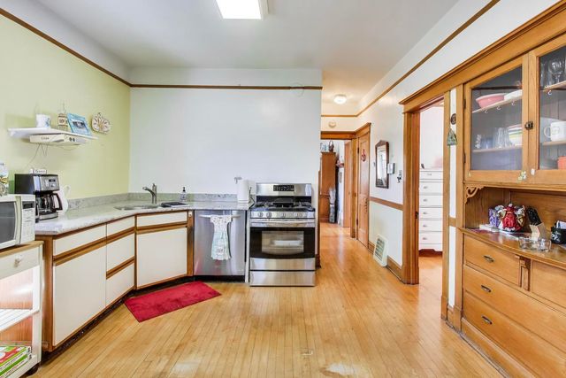 1331 Wesley Avenue, Berwyn, IL 60402