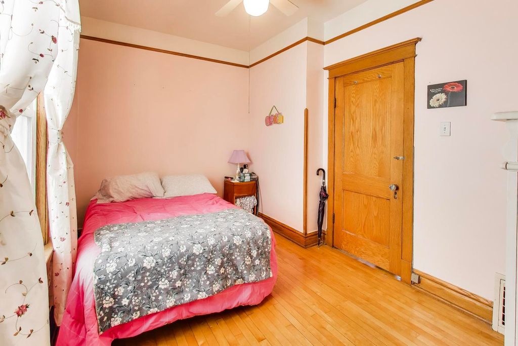 Image 17 of property listing at 1331 Wesley Avenue, Berwyn, IL 60402