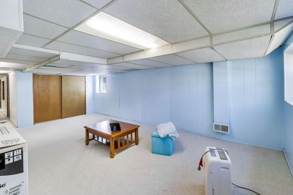 Image 24 of property listing at 1331 Wesley Avenue, Berwyn, IL 60402