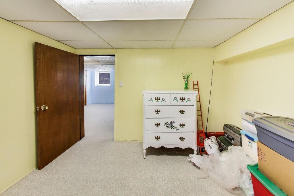 Image 28 of property listing at 1331 Wesley Avenue, Berwyn, IL 60402