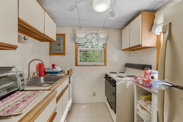 8739 S Newbern Ave, Baldwin, MI 49304