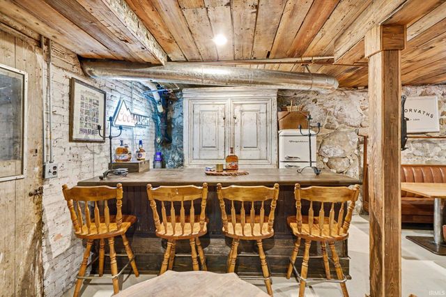 13546 Brick Road, Granger, IN 46530