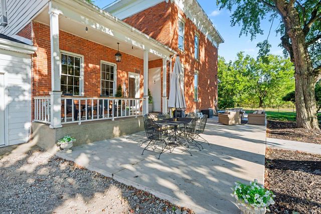 13546 Brick Road, Granger, IN 46530