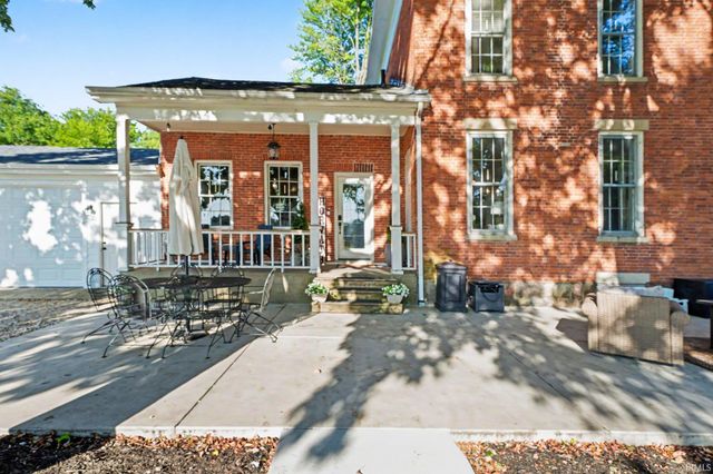 13546 Brick Road, Granger, IN 46530