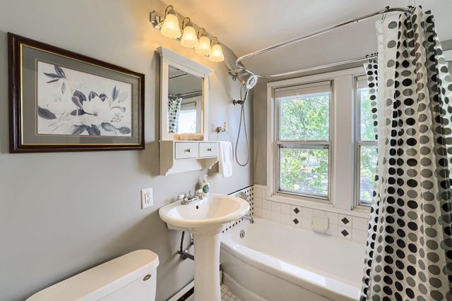 319 Lake Street S, Forest Lake, MN 55025