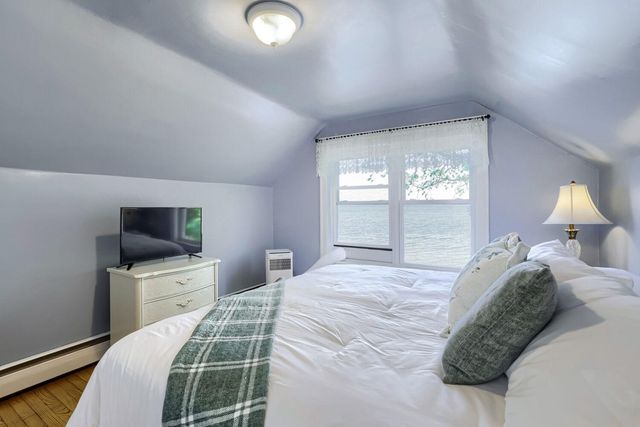 319 Lake Street S, Forest Lake, MN 55025