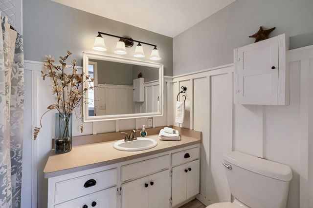 319 Lake Street S, Forest Lake, MN 55025