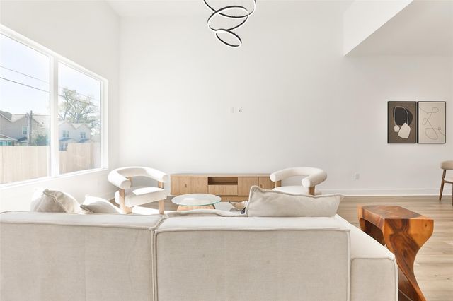 8133 Cabot Street B, Houston, TX 77078