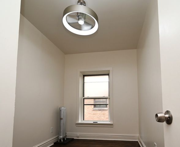 959 E 61st Street 2, Chicago, IL 60637