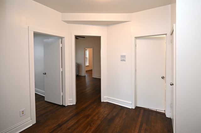 959 E 61st Street 2, Chicago, IL 60637