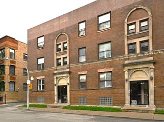 959 E 61st Street 2, Chicago, IL 60637