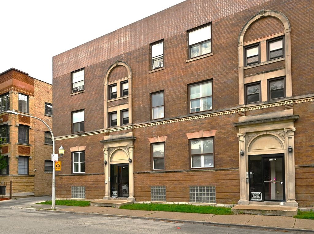 959 E 61st Street 2, Chicago, IL 60637