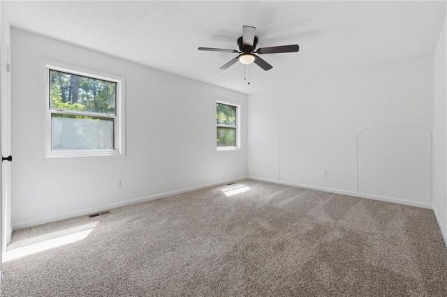 12 Park Avenue E, Dallas, GA 30157