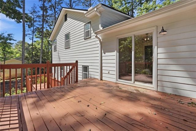 12 Park Avenue E, Dallas, GA 30157