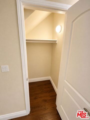 1101 East Avenue 105, Burbank, CA 91504