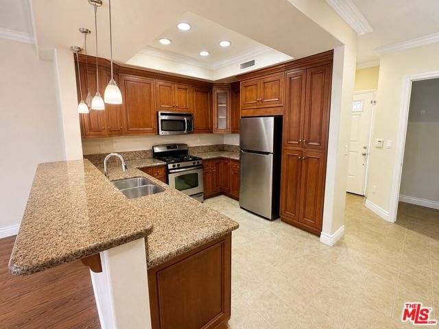 1101 East Avenue 105, Burbank, CA 91504