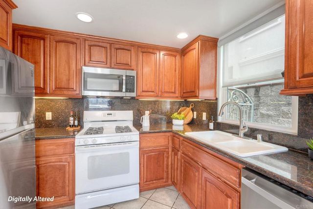 1640 S Pacific Street 8, Oceanside, CA 92054