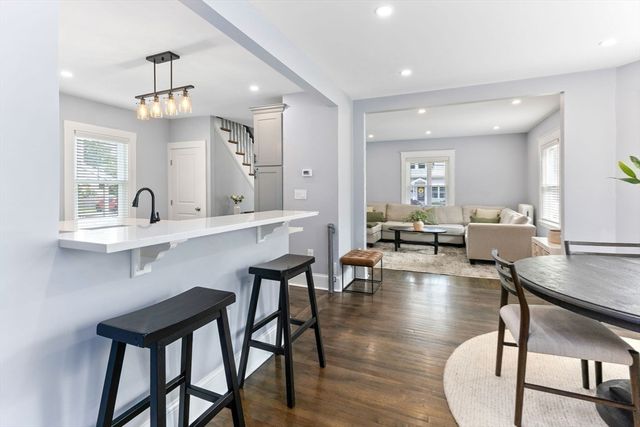 9 Maple Street, Easton, MA 02356