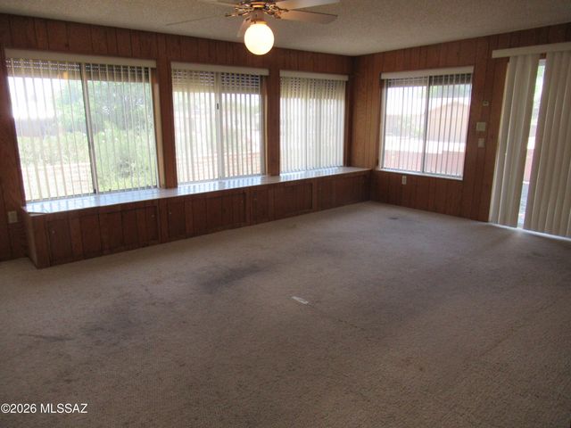 2095 S San Ray, Green Valley, AZ 85614