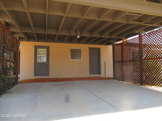 2095 S San Ray, Green Valley, AZ 85614
