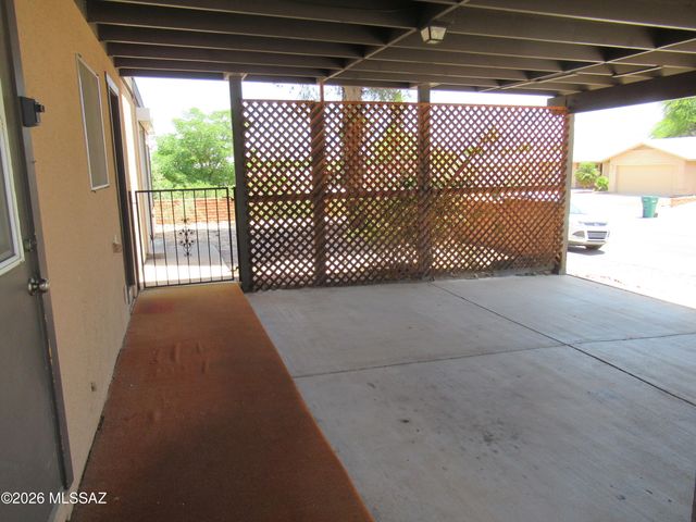 2095 S San Ray, Green Valley, AZ 85614
