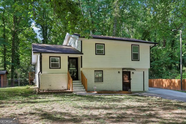 762 Maple Drive, Riverdale, GA 30274