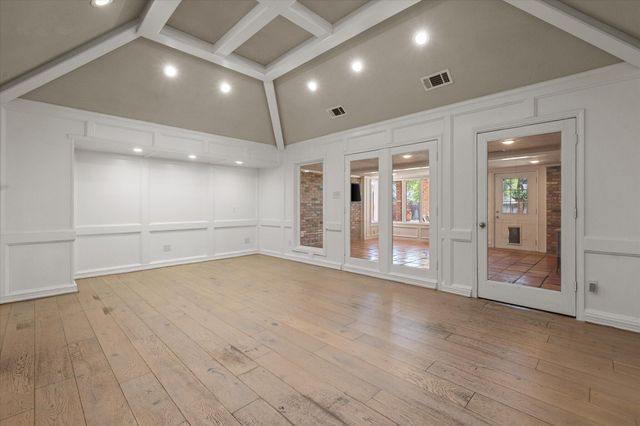 5101 2nd Street, Lubbock, TX 79416