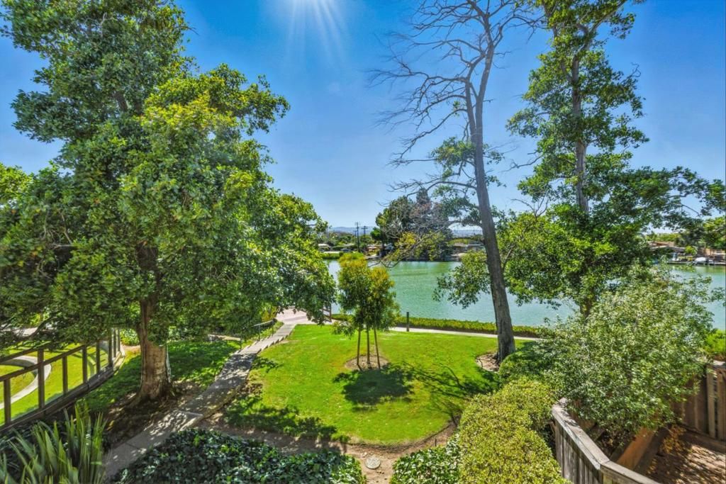 1090 Shoreline Drive, San Mateo, CA 94404