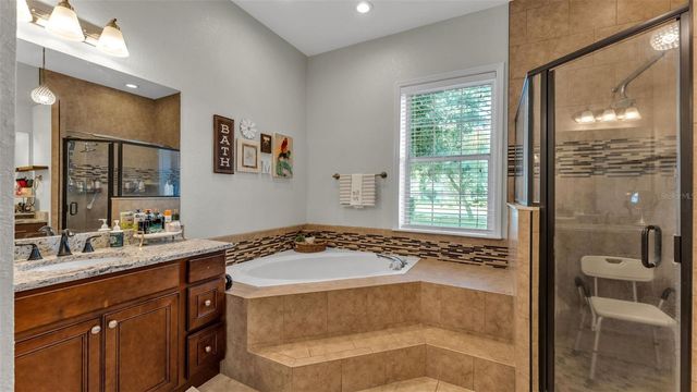 1345 LONGOAK DR DRIVE N, Lakeland, FL 33811