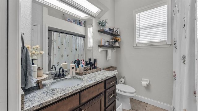 1345 LONGOAK DR DRIVE N, Lakeland, FL 33811