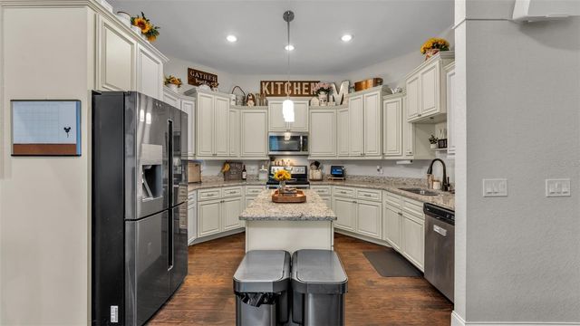 1345 LONGOAK DR DRIVE N, Lakeland, FL 33811