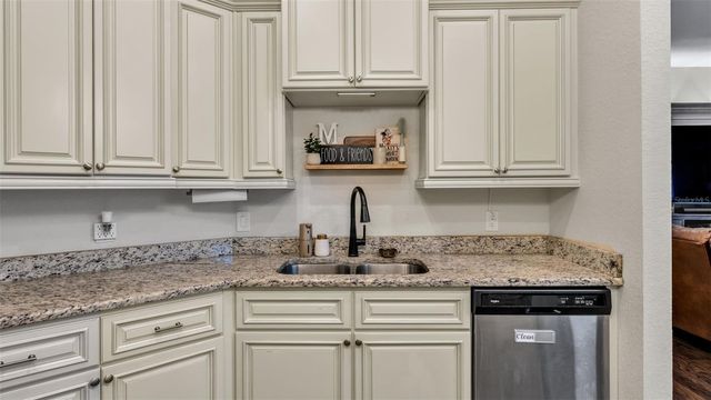 1345 LONGOAK DR DRIVE N, Lakeland, FL 33811