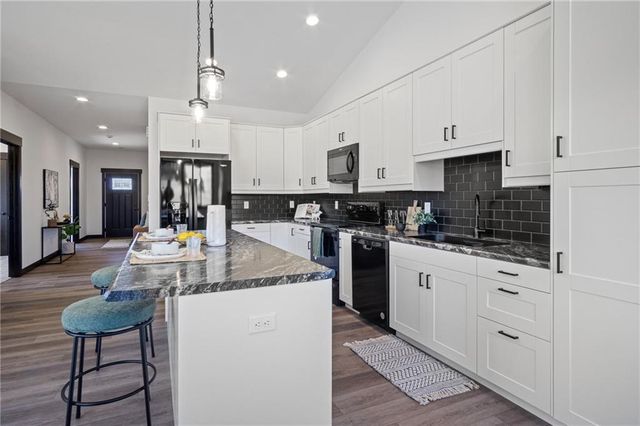 3355 Iris Drive, Eau Claire, WI 54703