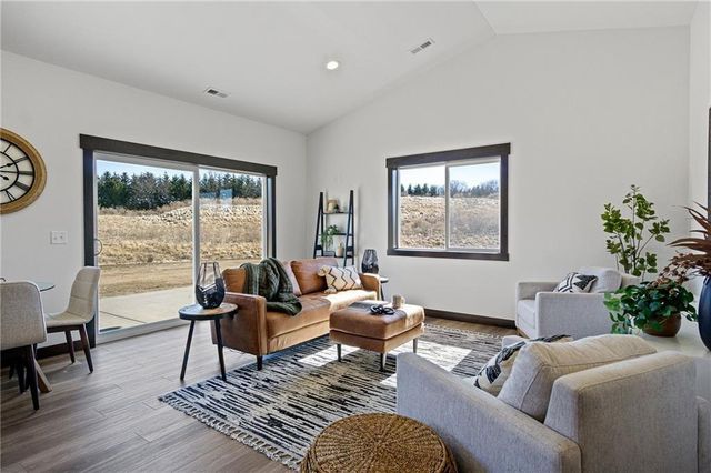 3355 Iris Drive, Eau Claire, WI 54703