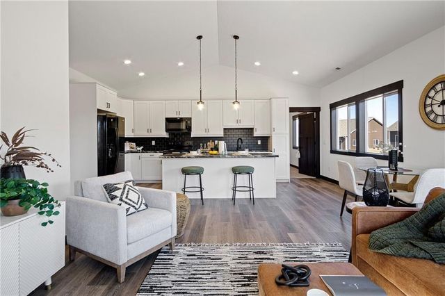 3355 Iris Drive, Eau Claire, WI 54703